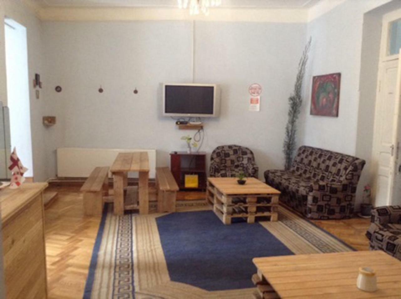 Hostel Vareron Tbilisi Bagian luar foto